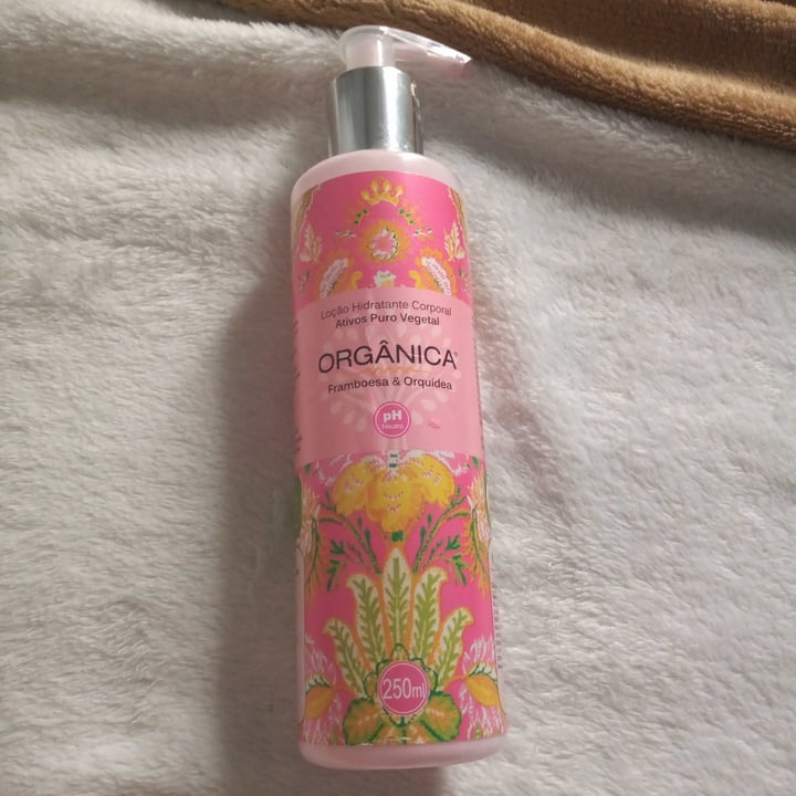 review photo of Orgânica Hidratante framboesa e orquidea shared by @geruzacamargo on 26 Apr 2022 - review