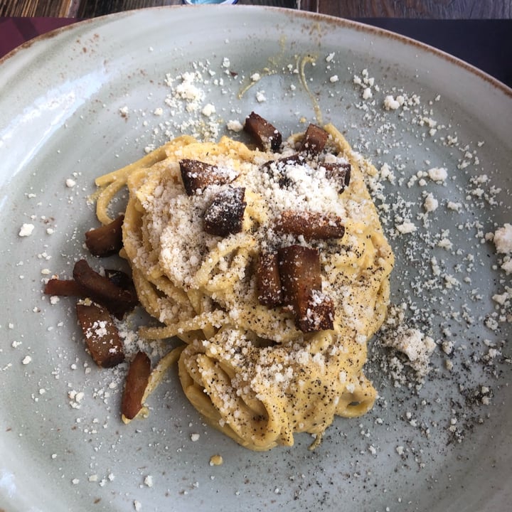 photo of Rifugio Romano Carbonara vegana shared by @valecor on  12 Apr 2022 - review