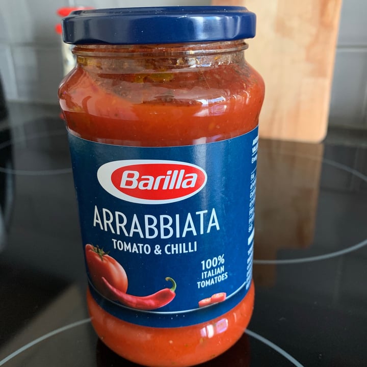 photo of Barilla Arrabbiata sauce shared by @julesbateman on  06 Jan 2021 - review