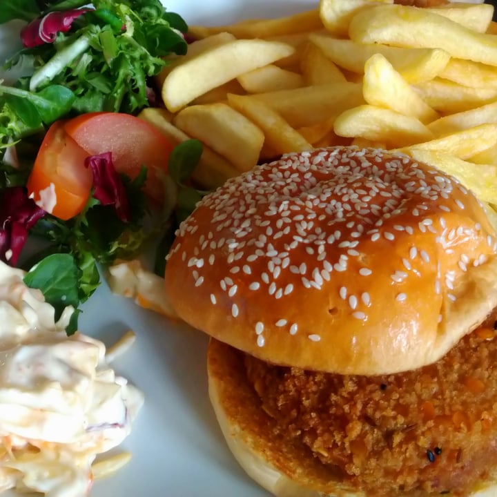 photo of Christopher’s Thai style vegan burger shared by @rachel70 on  14 Jan 2023 - review