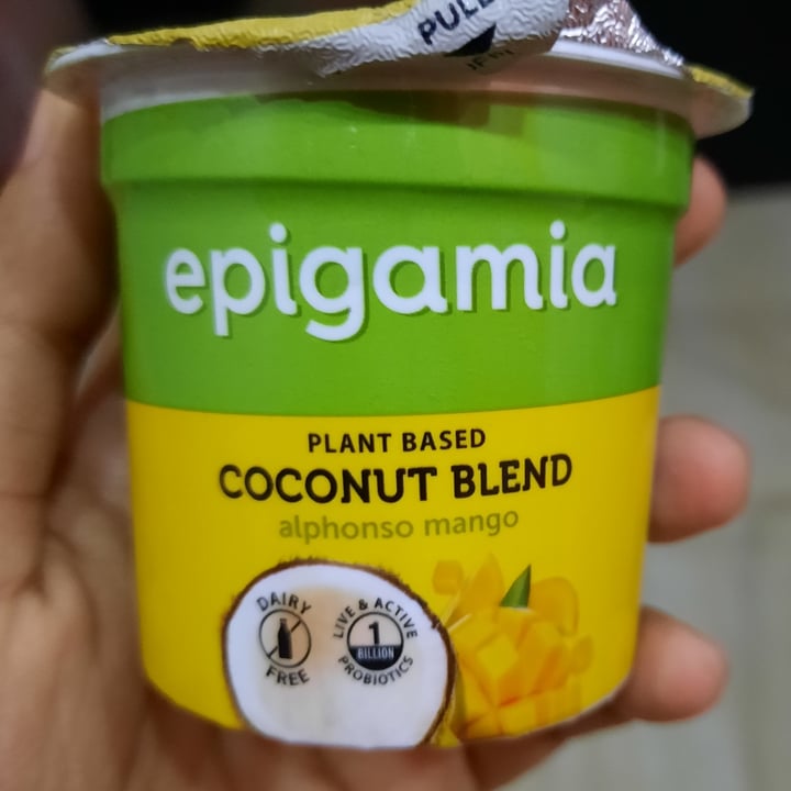 photo of Epigamia Coconut Milk Yoghurt Alphonso Mango shared by @anweshagoel on  29 Dec 2021 - review
