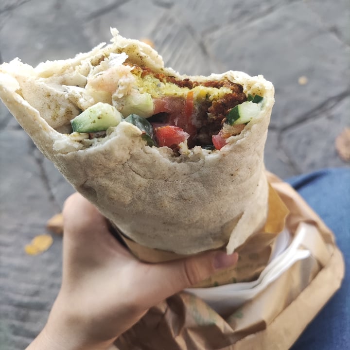 photo of Santo Falafel Falafel wrap shared by @alessiesse on  29 Nov 2022 - review