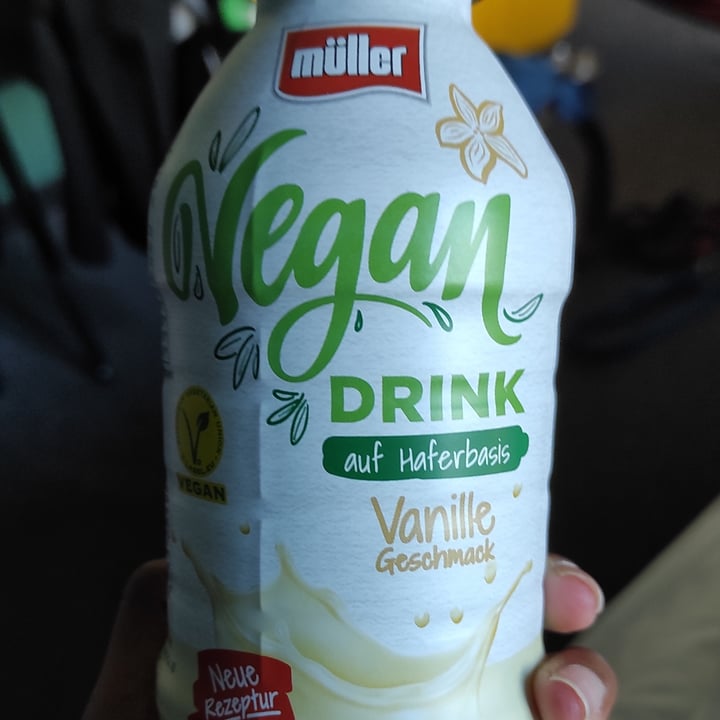photo of Müller Vegan Drink Vanille shared by @veganjumjum on  27 Oct 2021 - review