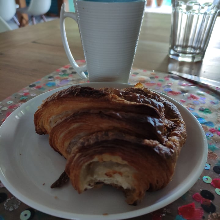 photo of Manggis in Canggu Vegan Croissant shared by @stefietokee on  01 Mar 2021 - review