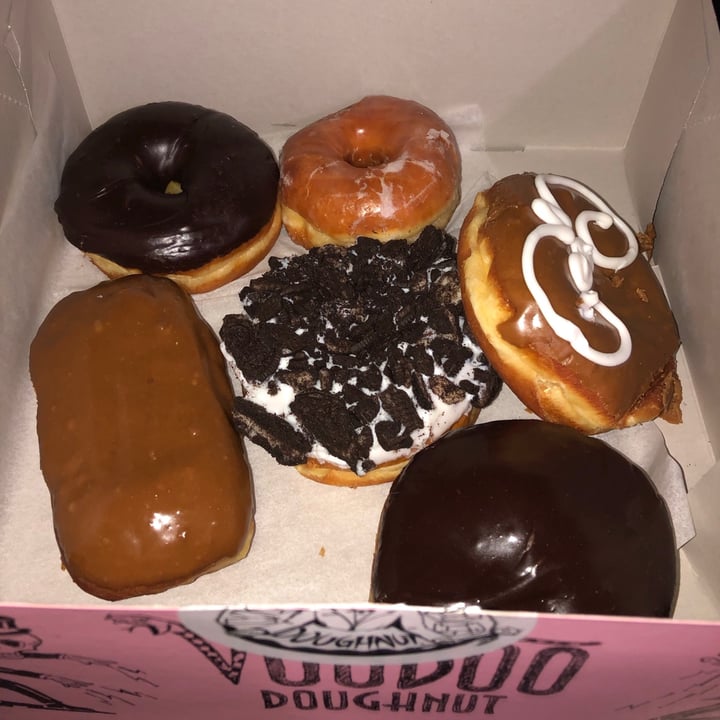 photo of Voodoo Doughnut Mile High Assorted Vegan Doughnut Box shared by @happyveganmomma on  28 Jan 2021 - review