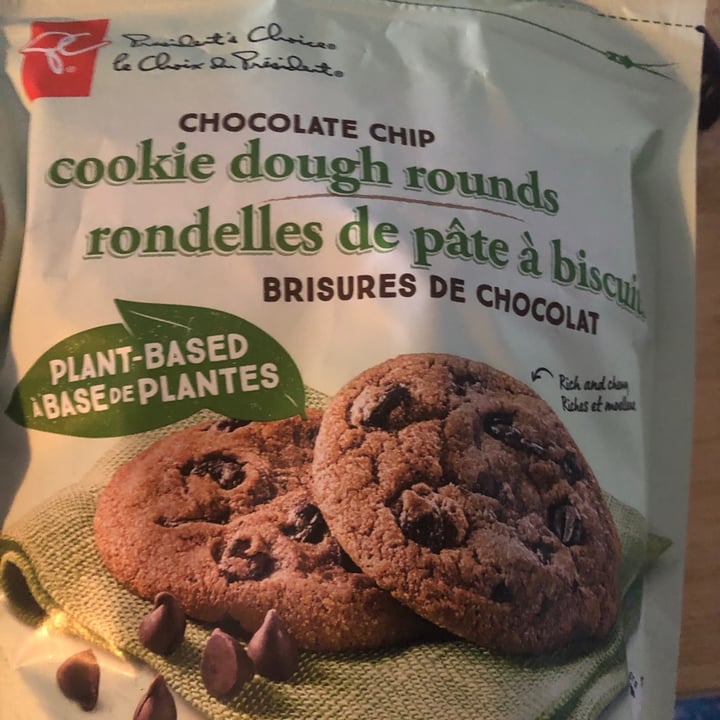photo of President's Choice chocolate chip cookie dough rounds shared by @supastah on  03 Jun 2021 - review