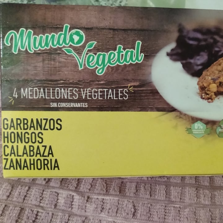photo of Mundo Vegetal Hamburguesa De Garbanzos Hongos Quinoa Y Calabaza shared by @merysch on  08 Apr 2021 - review