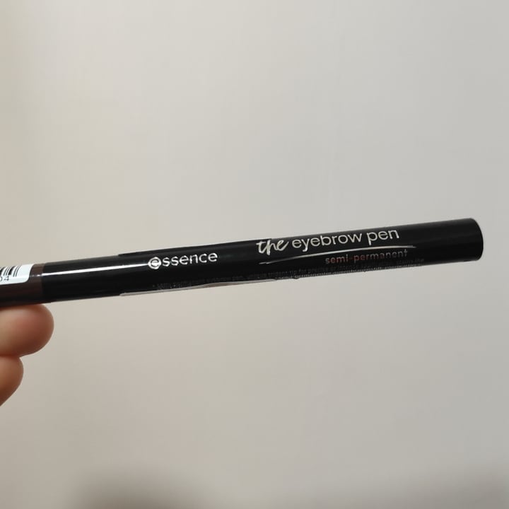 review photo of Essence Cosmetics Brow pen shared by @lickmyveg on 25 Feb 2021 - review