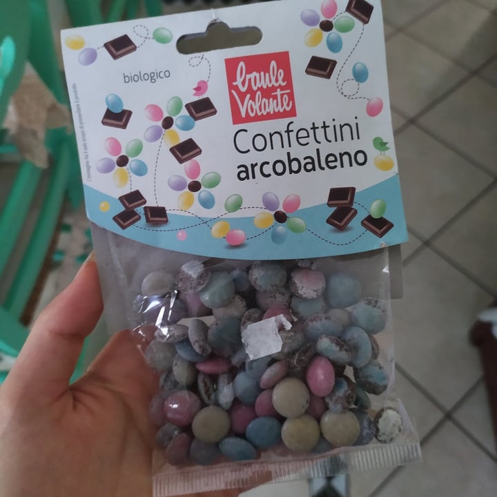photo of Baule volante Confettini arcobaleno shared by @fraveganita on  30 Aug 2022 - review