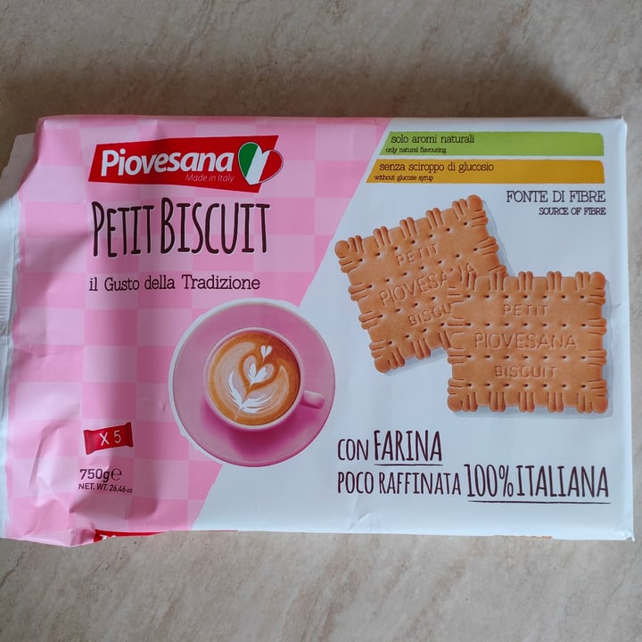 review photo of Piovesana Petit biscuit shared by @forsenonsicrescemai on 30 Apr 2022 - review