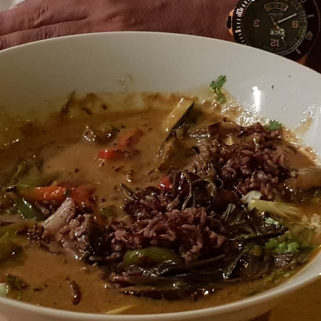 Photo of the dish “Curry rojo”