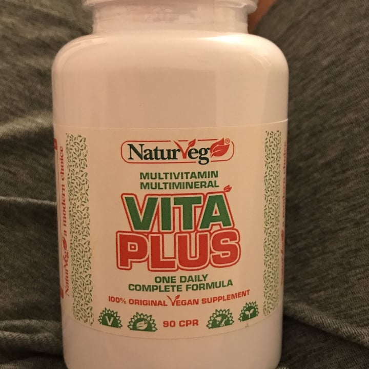 review photo of Naturveg Multivitamins shared by @beardocet on 09 Feb 2022 - review