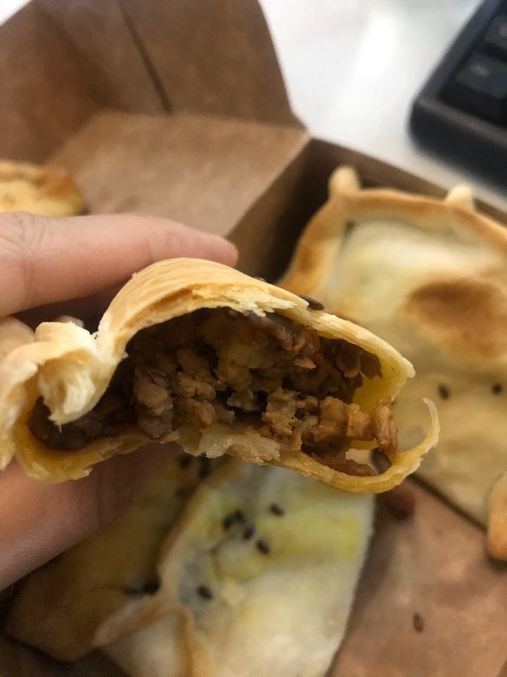 photo of OM - Vegan Coffe Shop & Beer Empanadas shared by @signorinaluciana on  19 Feb 2020 - review