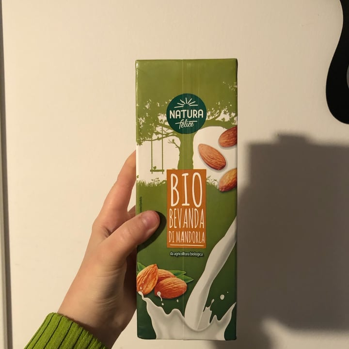 review photo of Natura Felice Bevanda di Mandorla Bio shared by @margheritabbb on 03 Apr 2022 - review