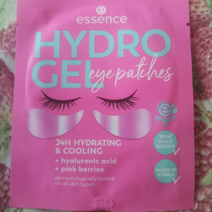 photo of Essence  Hydro gel eye patches shared by @elevegansoul on  31 Oct 2022 - review