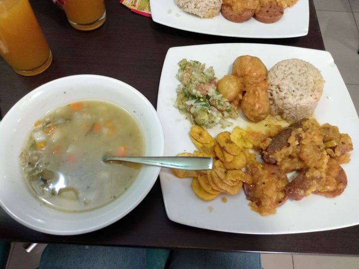 photo of Bulevar Sésamo Vegetariano Almuerzo shared by @julianatriana on  23 Aug 2019 - review