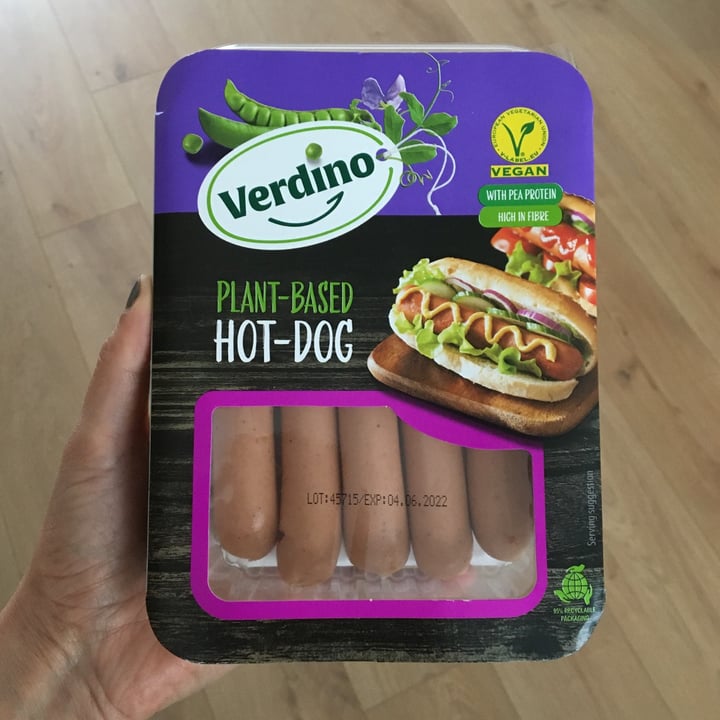 photo of Verdino Plant Based Hot Dogs shared by @taz on  28 May 2022 - review