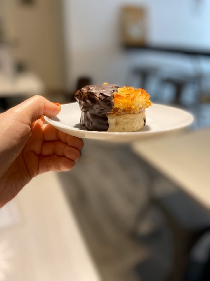photo of Vica (Delivery Only) Alfajor De Coco shared by @batips on  12 Jan 2020 - review