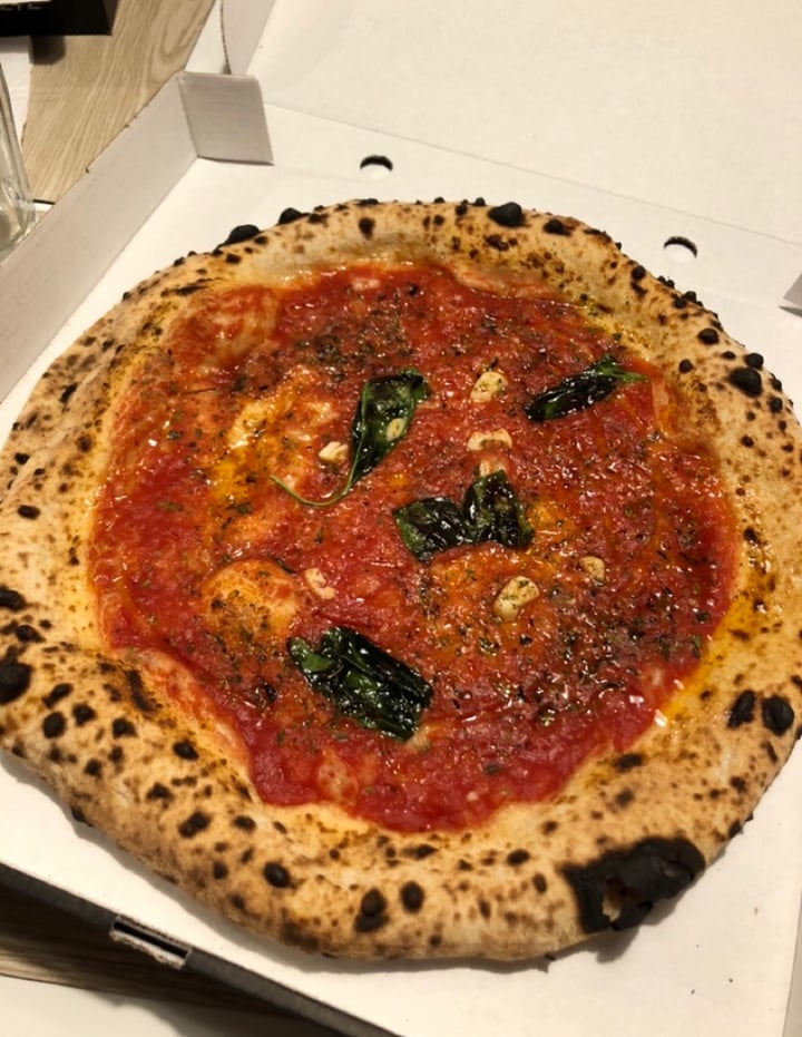 photo of IL GHIOTTONE NAPOLETANO Pizza Marinara shared by @ashuuuuni on  31 May 2019 - review