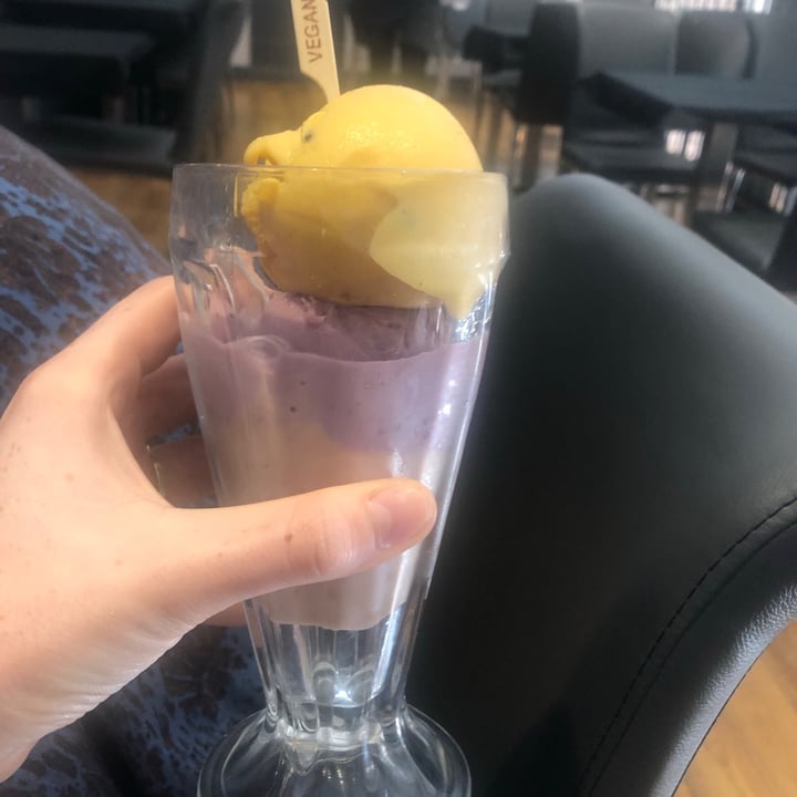 photo of The Bank Bar & Grill Blackpool Vegan ice cream shared by @thekuceisloose on  07 Jun 2021 - review