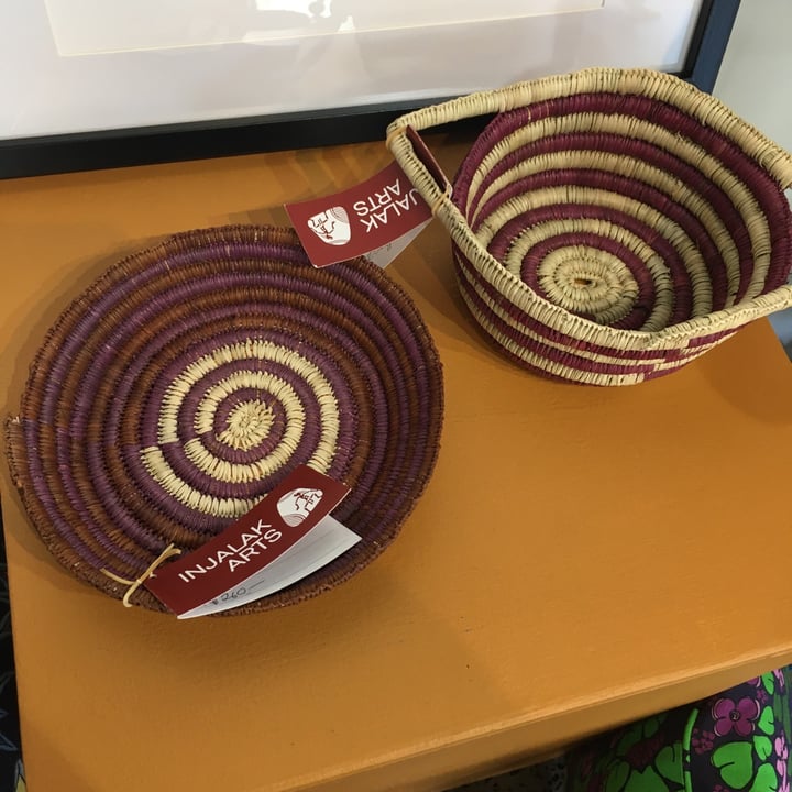 review photo of Aboriginal Bush Traders Tasting plate; beetroot hommus, macadamia oil, dukkah shared by @nomnommm on 15 Aug 2022 - review