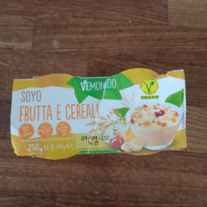 review photo of Vemondo Yogurt cereali e frutta shared by @matildaseimitica on 16 Dec 2021 - review