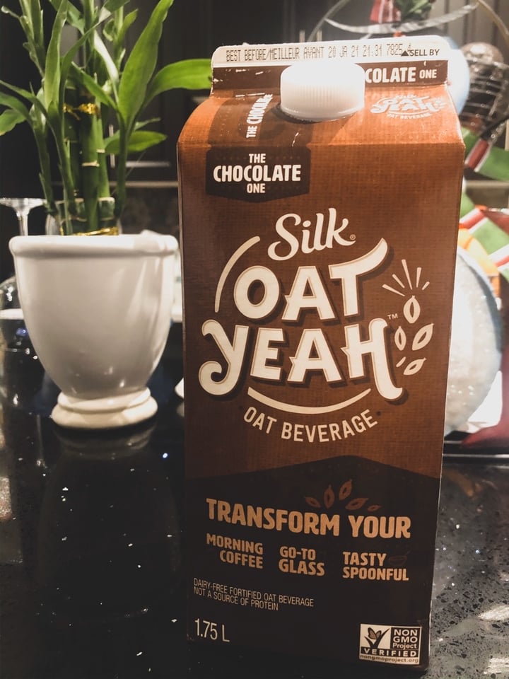 photo of Silk Oat Yeah Oat Beverage The Chocolate One shared by @thegeekyveg on  09 Dec 2019 - review