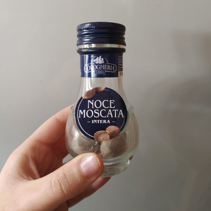 review photo of La Drogheria Noce moscata intera shared by @esserena on 09 May 2022 - review