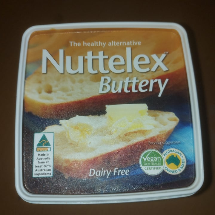 photo of Nuttelex Butter shared by @keepsmilingvegan on  27 Jan 2022 - review