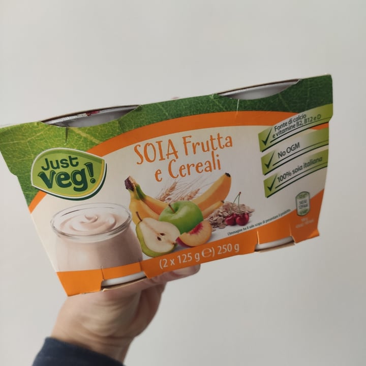 review photo of Just Veg (ALDI España) yogurt di soia, frutta e cereali shared by @lamede20 on 07 Apr 2022 - review