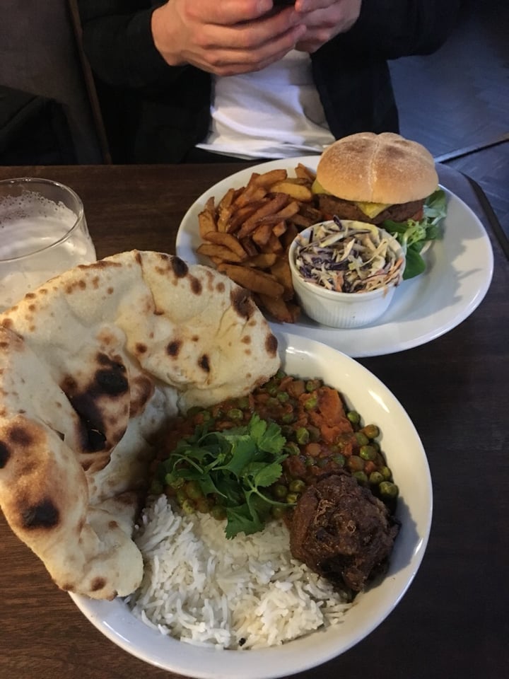 photo of The Carriage Chickpea And Veg Curry shared by @carbigail on  28 Dec 2019 - review