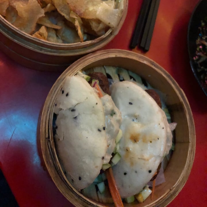 photo of KOI Beer & Dumplings - Lavalleja Buns Vegan Kebab shared by @comoplantass on  07 Mar 2021 - review