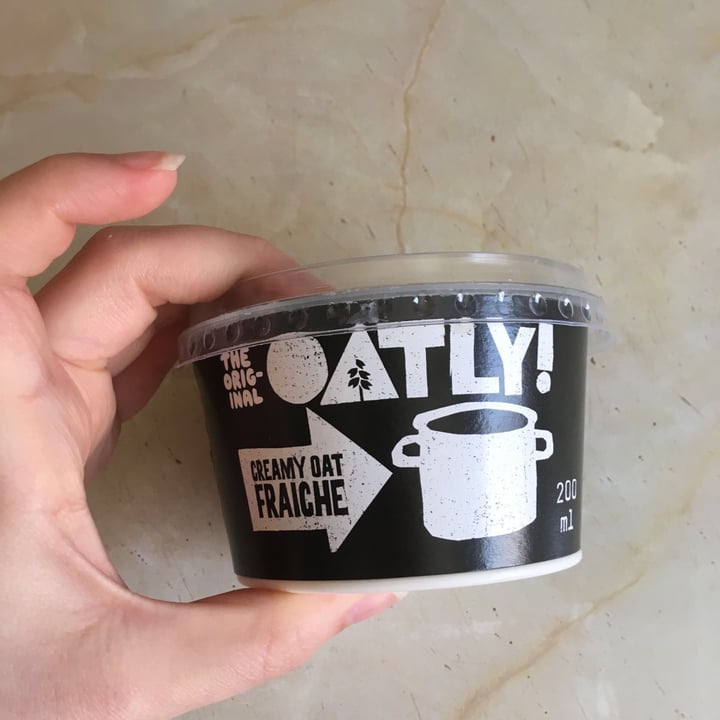photo of Oatly Creamy Oat Fraiche shared by @simplesmoothies on  31 Mar 2021 - review