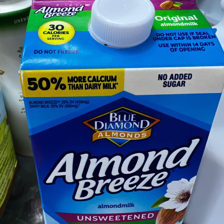 photo of Almond Breeze almond milk unsweetened shared by @whitneys6 on  15 Oct 2022 - review