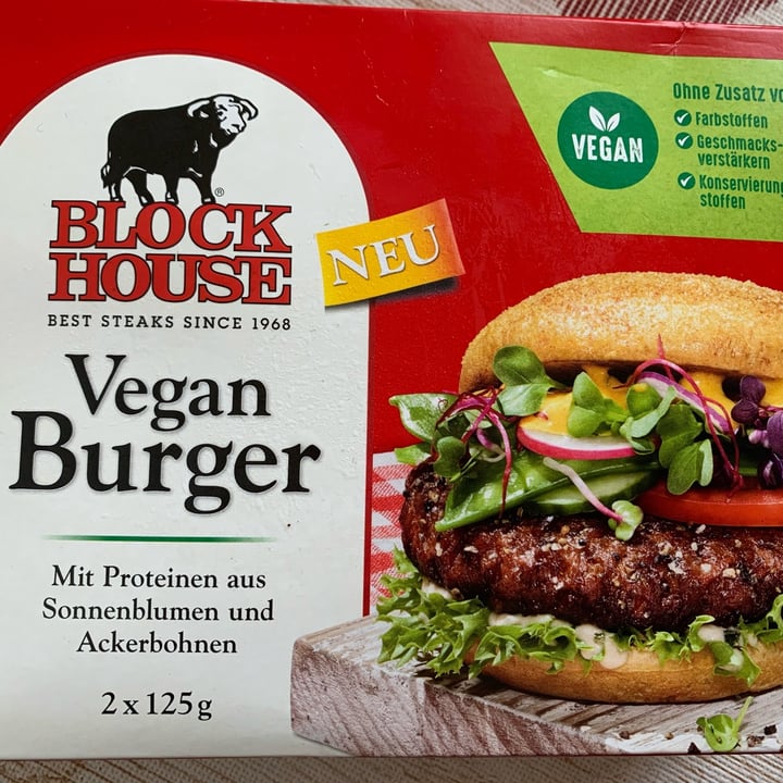 photo of block house Vegan Burger shared by @cfresno on  23 May 2022 - review