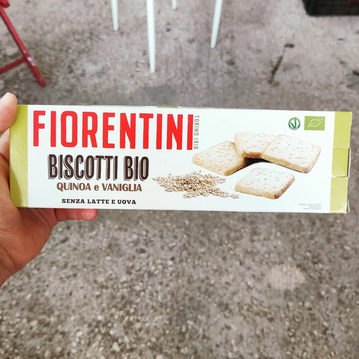 photo of Fiorentini Biscotti Bio Quinoa E Vaniglia shared by @vegverdiana on  18 Aug 2022 - review