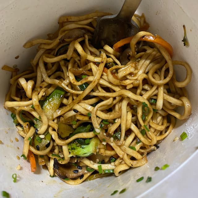 Foto del plato “Yakisoba Vegetal”