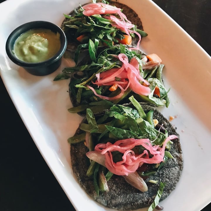 review photo of Lola Valentina Portobello Burger shared by @thishanabee on 02 May 2021 - review