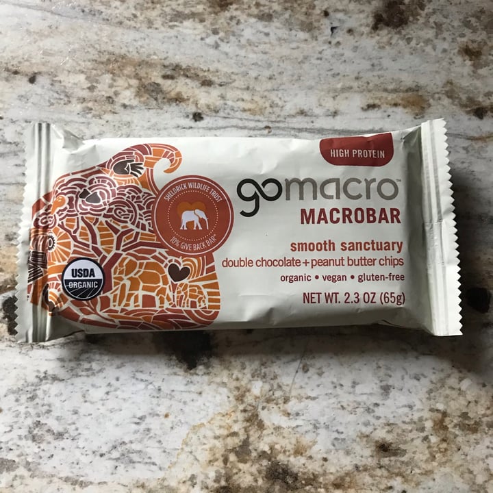 photo of GoMacro Smooth Sanctuary Double Chocolate + Peanut Butter Chips shared by @dianna on  12 Dec 2020 - review