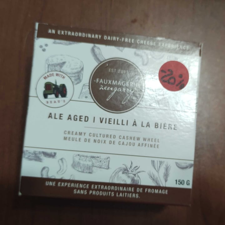 review photo of Fauxmagerie Zengarry Ale Aged Vieilli a la bière shared by @perrine on 19 Feb 2022 - review