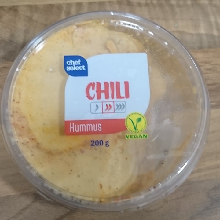 photo of Vemondo  Hummus chile 🌶️ shared by @lmf on  01 Jan 2021 - review