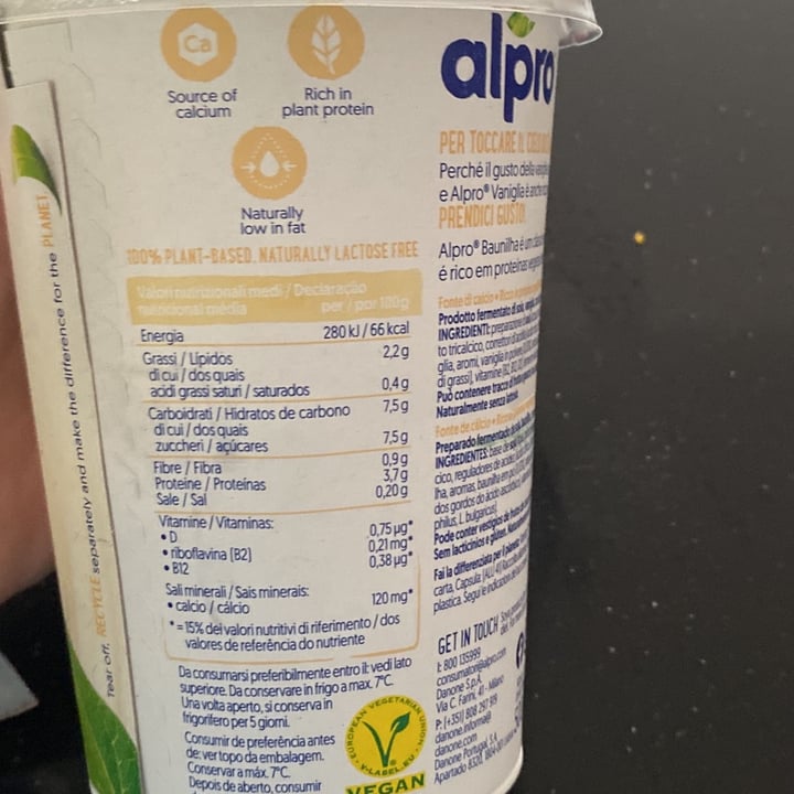 review photo of Alpro Vaniglia Baunilha Yogurt shared by @ehychiara on 24 May 2022 - review