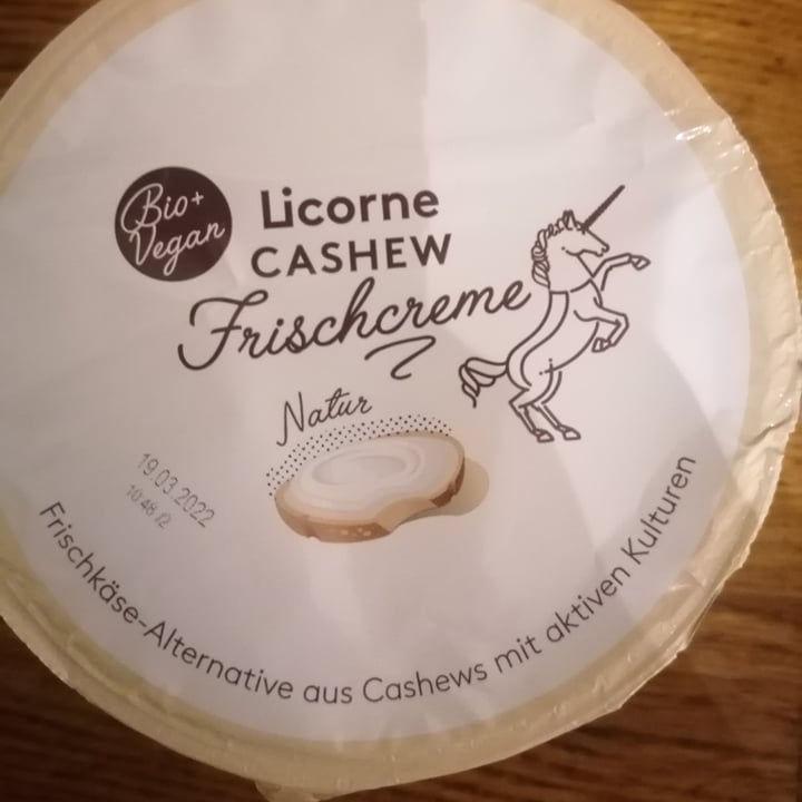 photo of Licorne Cashew Frischcreme Natur shared by @merlino93 on  26 Mar 2022 - review