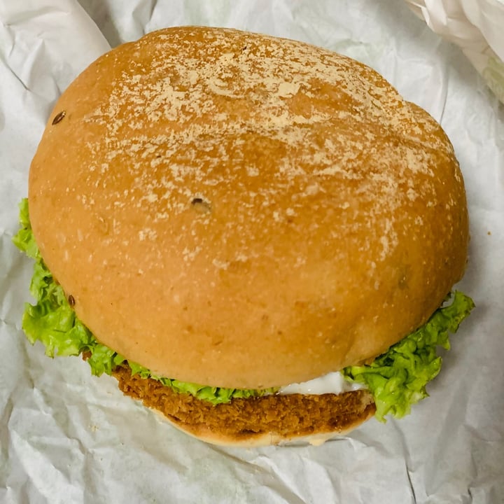review photo of nomVnom Bistro Classic Soy Burger shared by @d7000 on 20 Nov 2020 - review