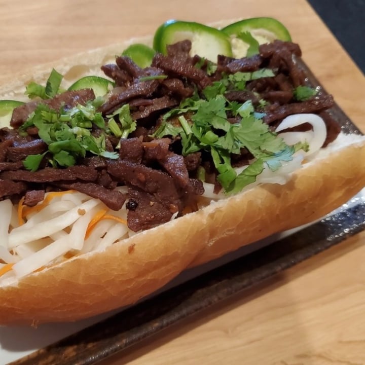 photo of Alice & Friends' Vegan Kitchen bahn mi shared by @revoltingviolet on  26 Aug 2022 - review