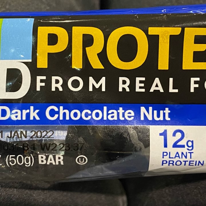 photo of KIND Kind Protein Bar Dark Chocolate Nut shared by @rgtowle on  17 Aug 2021 - review