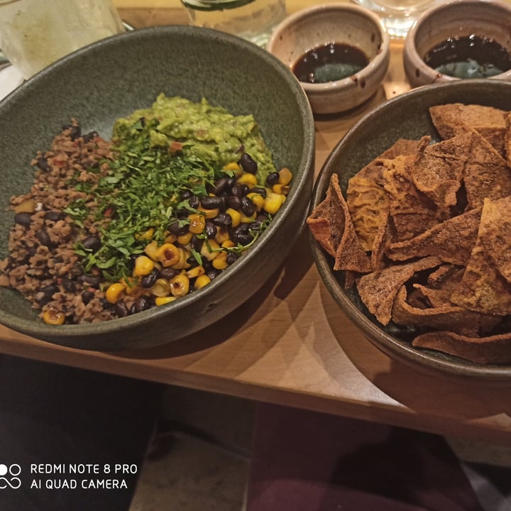 photo of Let it V - Vegan Sushi Big Nachos shared by @diegokero on  14 Jan 2021 - review