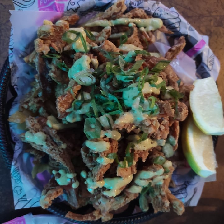 review photo of Lado V Nuggets con salsa tártara y papas fritas shared by @magovegano on 01 Feb 2022 - review