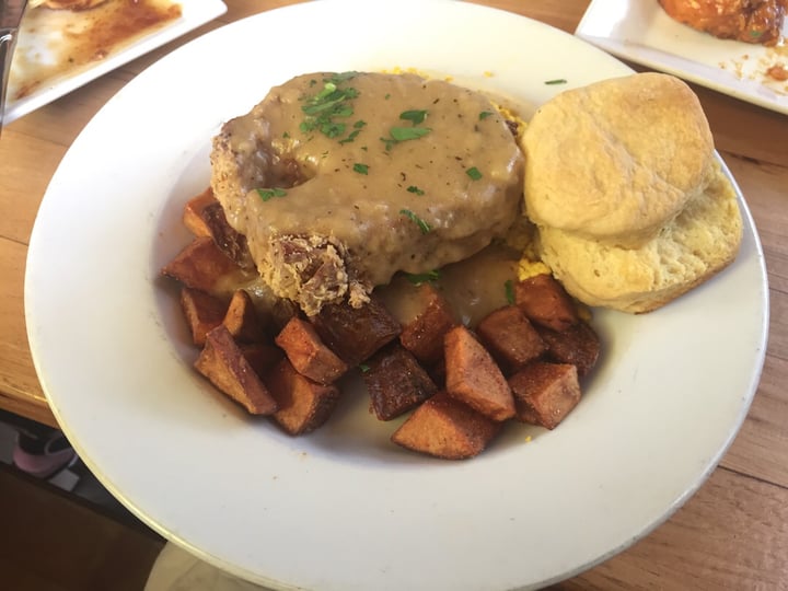 photo of Watercourse Foods Big Rig shared by @mallory17 on  07 Aug 2019 - review