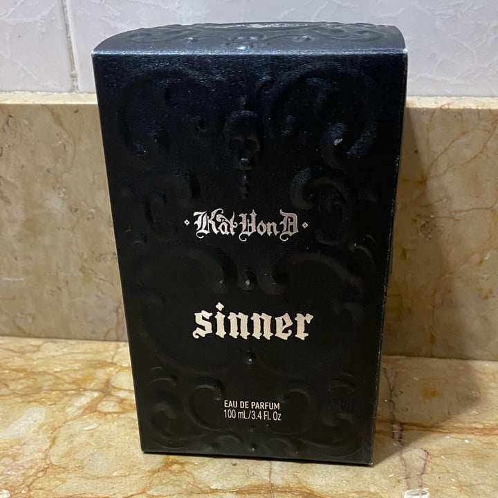 review photo of KVD Beauty Fragance Sinner shared by @debeb on 19 Jun 2022 - review